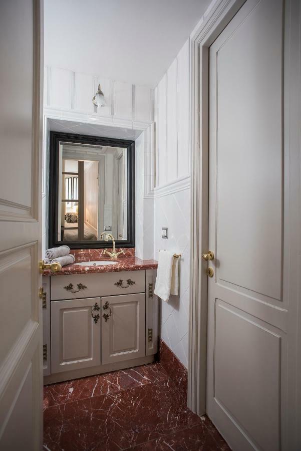 Roma Fontana Di Trevi Apartment Екстериор снимка